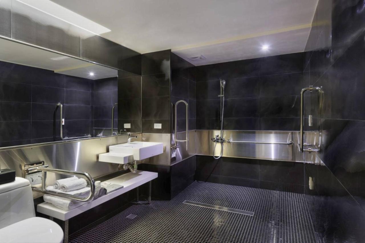Hotels Here - Taipei Bagian luar foto
