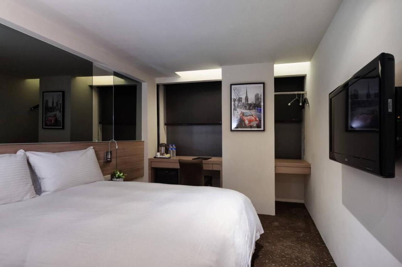 Hotels Here - Taipei Bagian luar foto